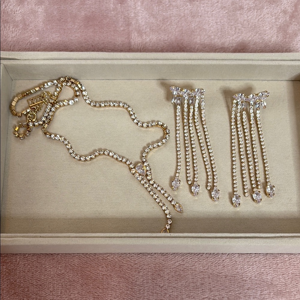XIXI Elegant Gold and Silver Jewelry Set